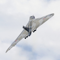 Buy canvas prints of  Vulcan XH558 display by Andrew Richards