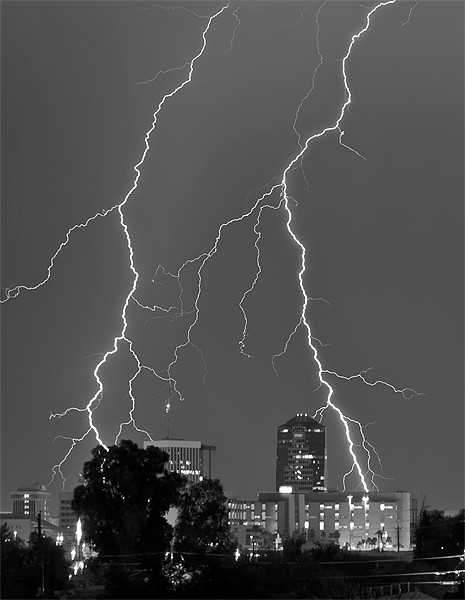 Lightning strike Picture Board by mark humpage