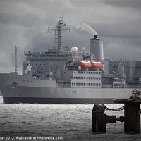 Buy canvas prints of "A386" RFA `Fort Austin` by Rob Lester