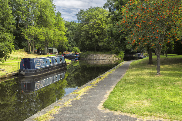 Llangollen canal at Trevor Picture Board by Rob Lester