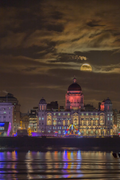Port of Liverpool building moonrise Picture Board by Rob Lester