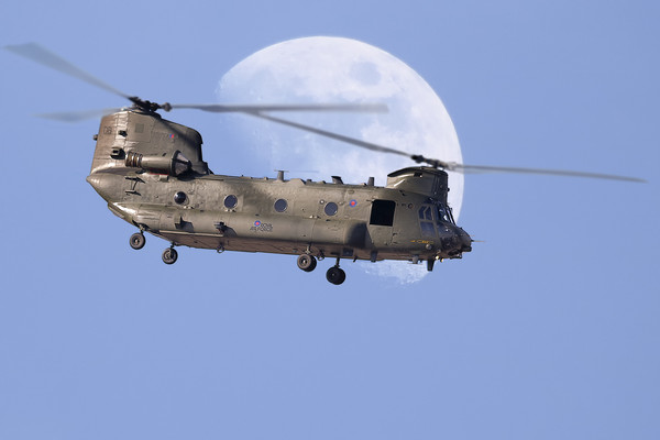CH47 Chinook Daymoon  Picture Board by Rob Lester