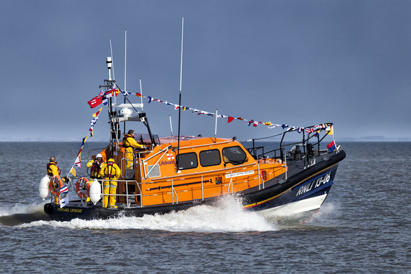 Hoylake Lifeboat at speed Picture Board by Rob Lester