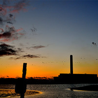 Buy canvas prints of Sunsets behind Fawley Power Station by Paul Gordon