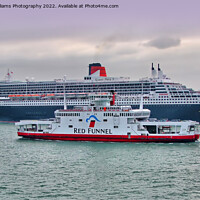 Buy canvas prints of The Cunard Queen Mary 2 by Colin Williams Photography