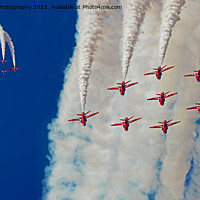 Buy canvas prints of The Red Arrows Farnborough 2014 - 2 by Colin Williams Photography