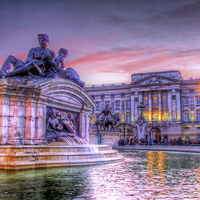 Buy canvas prints of Buckingham Palace at Sunset 1 by Colin Williams Photography