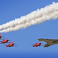Buy canvas prints of  Final Vulcan flight with the red arrows 12 by Colin Williams Photography