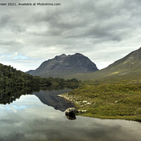 Buy canvas prints of Liathach by Jamie Green