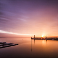 Buy canvas prints of Margate Sunset by Ian Hufton