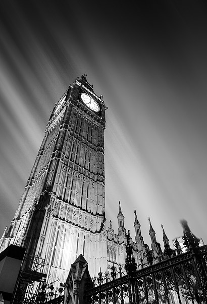 Big Ben London. Picture Board by Ian Hufton