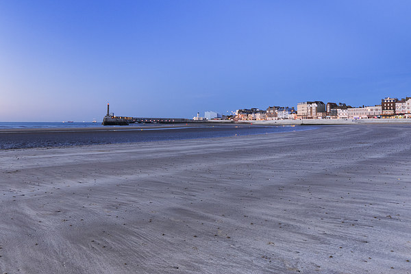 Margate Sands Picture Board by Ian Hufton