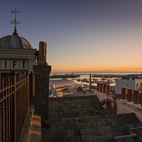 Buy canvas prints of   Ramsgate Sunset by Ian Hufton