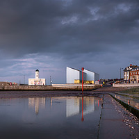 Buy canvas prints of Margate Evening by Ian Hufton