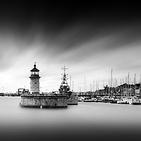 Buy canvas prints of Ramsgate Lighthouse by Ian Hufton