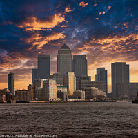 Buy canvas prints of Panoramic skyline of Canary Wharf,  from Limehouse by Luigi Petro