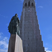 Buy canvas prints of  Hallgrimskirkja Parish Church and Statue Iceland  by Sue Bottomley