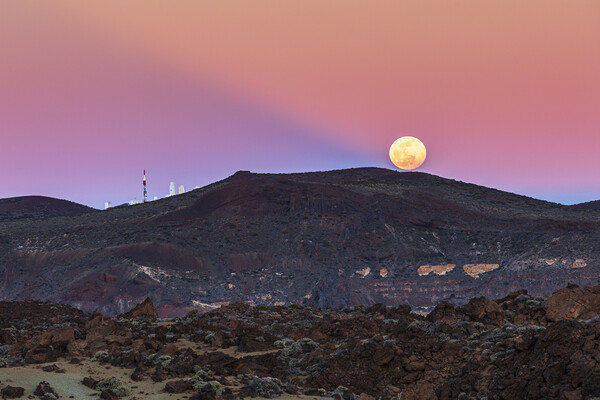 Full moon rising, Izaña, Tenerife Picture Board by Phil Crean