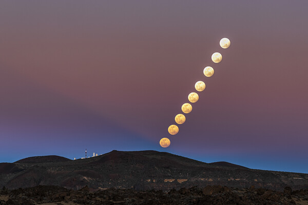 Full moon rising sequence Picture Board by Phil Crean