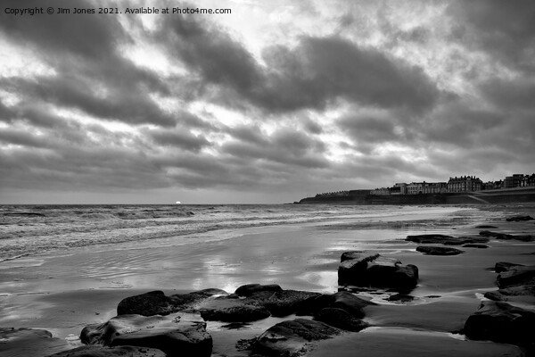 Whitley Bay beach at sunrise Picture Board by Jim Jones