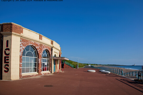 Rendezvous Cafe, Whitley Bay  Picture Board by Jim Jones