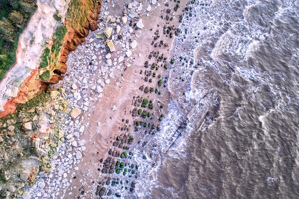 Hunstanton cliffs and the Sheraton ship wreck  Picture Board by Gary Pearson