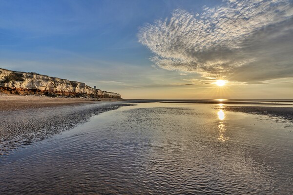 Sunset over Hunstanton beach  Picture Board by Gary Pearson