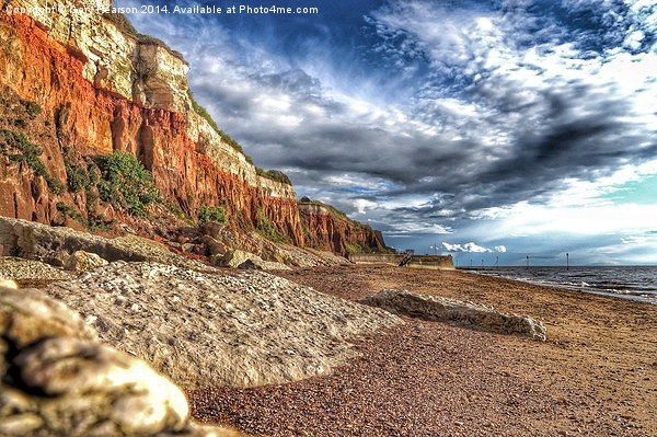 Hunstanton beach and cliffs Picture Board by Gary Pearson