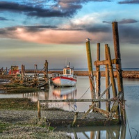 Buy canvas prints of High tide at Thornham quay by Gary Pearson