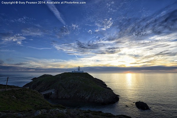 Strumble Head lighthouse Picture Board by Gary Pearson