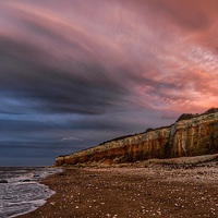 Buy canvas prints of  Sunset over the striped cliffs at Hunstanton  by Gary Pearson