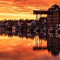 Buy canvas prints of A beautiful sunrise over Wells-Next-The-Sea  by Gary Pearson