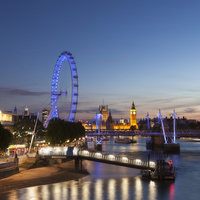 Buy canvas prints of London skyline and river Thames by stefano baldini