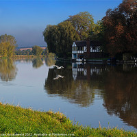 Buy canvas prints of River Thames at Cookham, Berkshire by Louise Heusinkveld