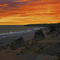 Buy canvas prints of  BEDRUTHAN STEPS BEACH SUNSET by Anthony Kellaway