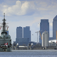 Buy canvas prints of Canadian Warship Visits London by Rob  Powell