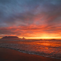 Buy canvas prints of Table Mountain Sunset by Alan Bishop
