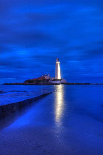 St Marys Lighthouse Picture Board by Phil Emmerson
