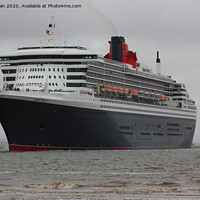 Buy canvas prints of Queen Mary 2 by John Wain