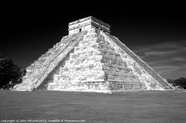 El Castillo Mayan Pyramid at Chichen Itza Mexico Picture Board by John Mitchell