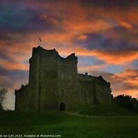 Buy canvas prints of doune castle by dale rys (LP)
