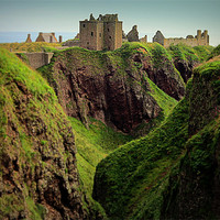 Buy canvas prints of dunnottar castle by dale rys (LP)