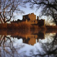 Buy canvas prints of craigmillar castle2 by dale rys (LP)