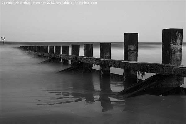 Long exposure of Groyne at Aberdeen Beach Picture Board by Michael Moverley