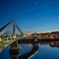 Buy canvas prints of The Squiggly Bridge,Broomielaw,Glasgow at Dusk by Tylie Duff Photo Art