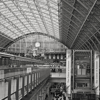 Buy canvas prints of St Pancras International Railway Station by Graham Custance