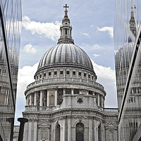 Buy canvas prints of St Paul's Cathedral by Graham Custance
