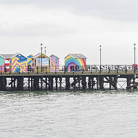 Buy canvas prints of Southend Pier by Graham Custance