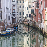 Buy canvas prints of Venice Canal by Graham Custance