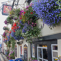Buy canvas prints of Golden Lion, Padstow by Graham Custance